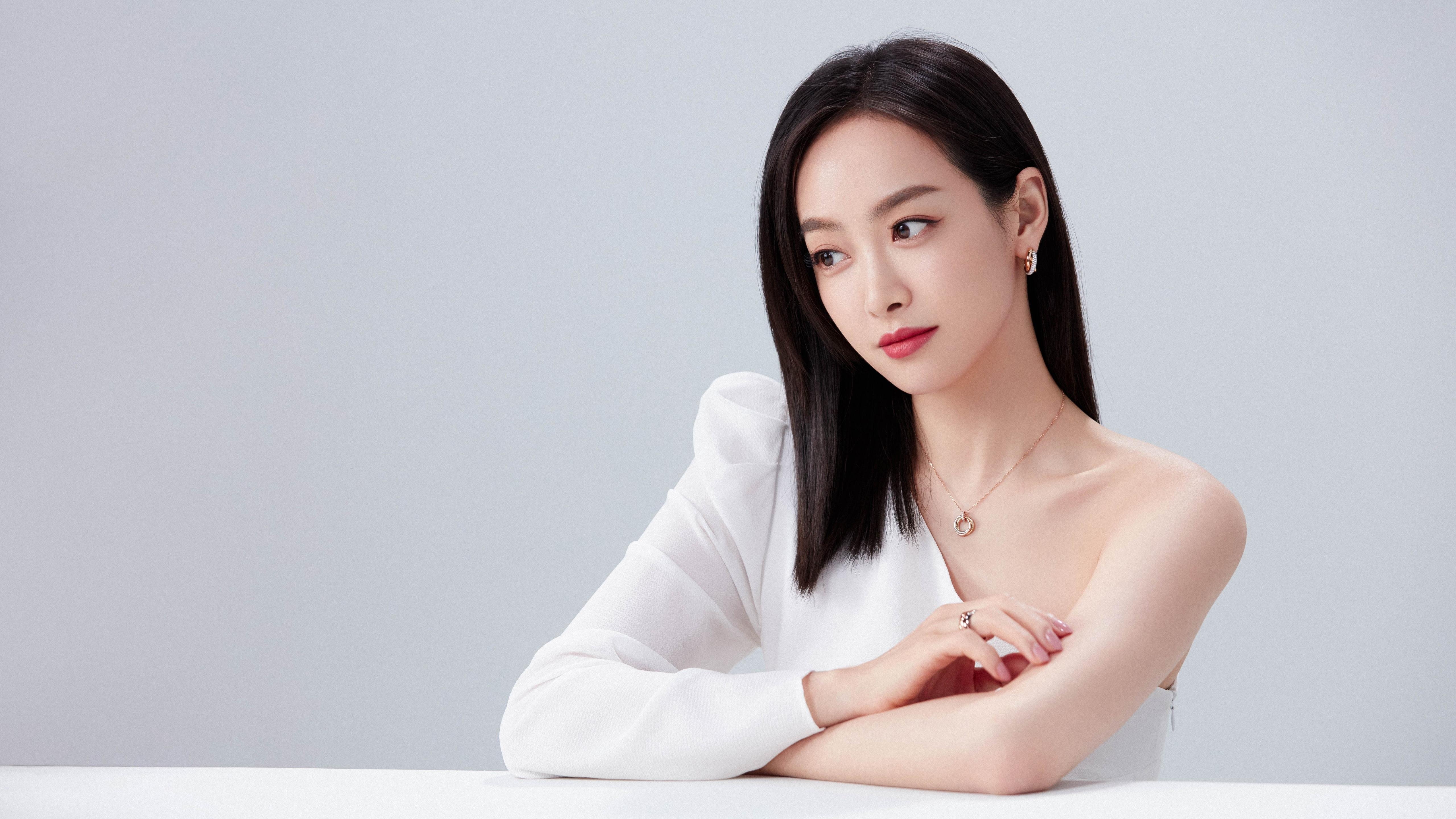 “武汉马拉松:选手们突破自我,勇敢迎接挑战”