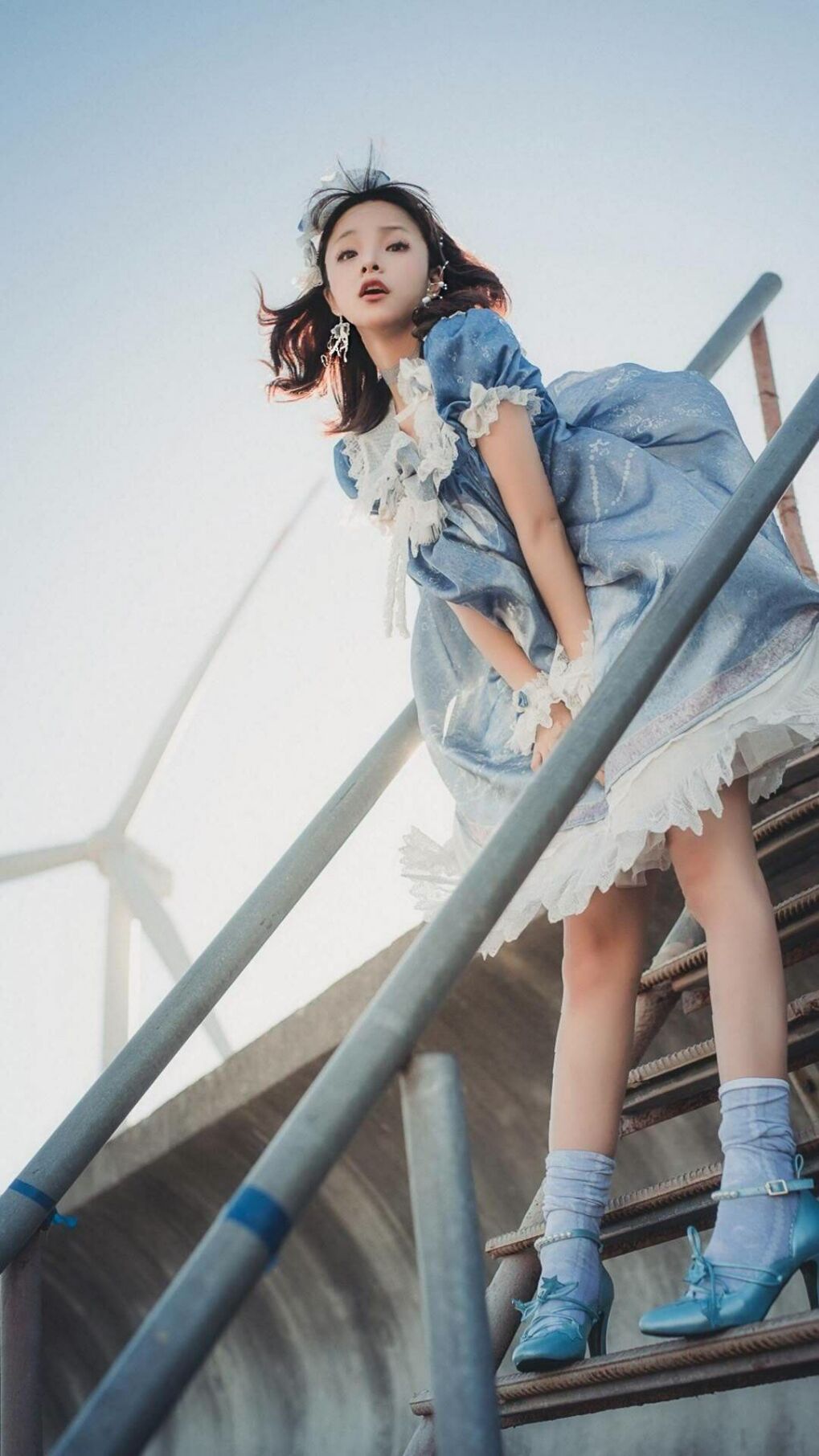 “羽毛球选手超常发挥,简阳文体中心赛场火爆”