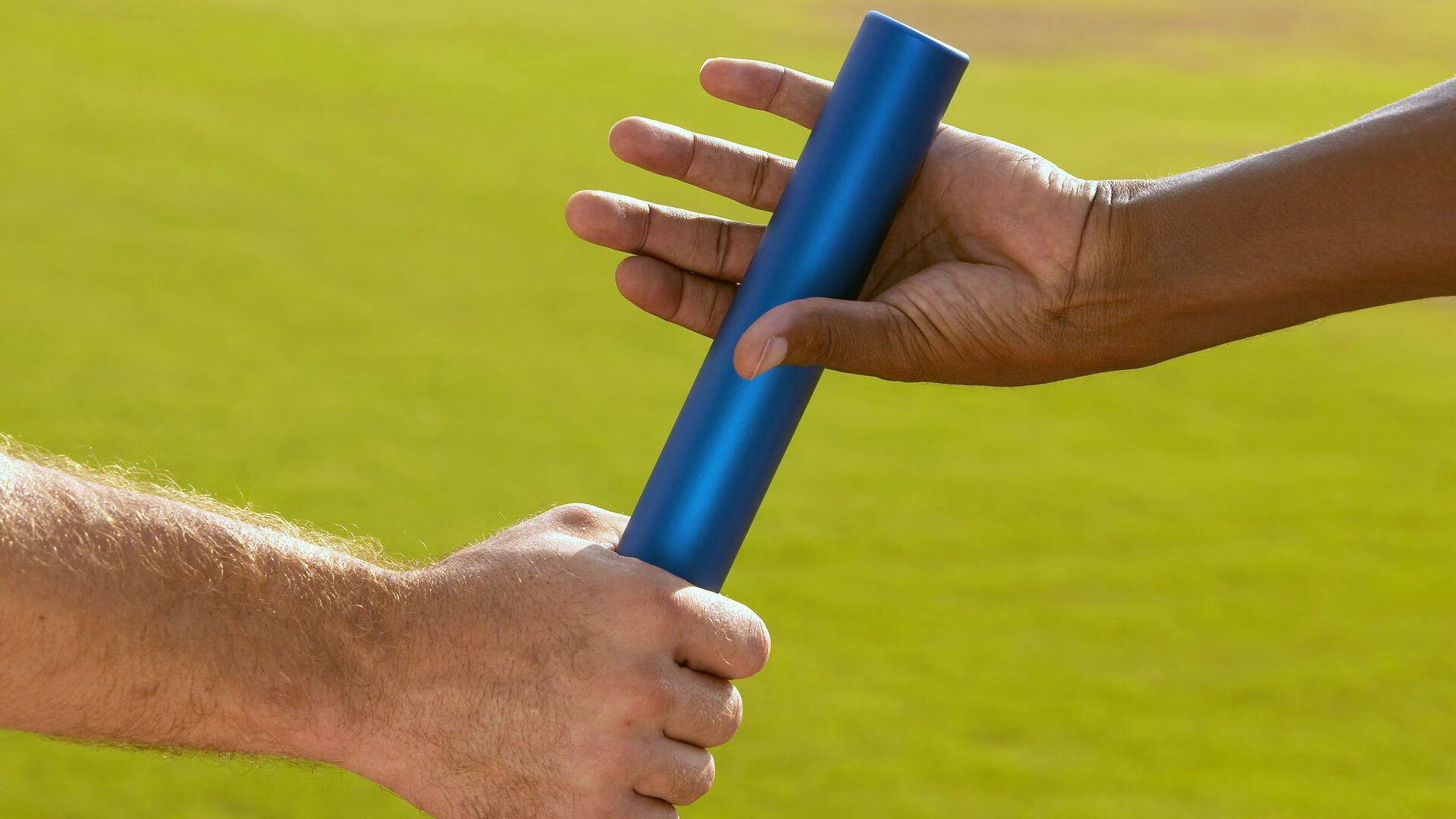 华体会平台-体育新闻中心协办青少年运动科普内容创作营，青少年体育科技创新大赛