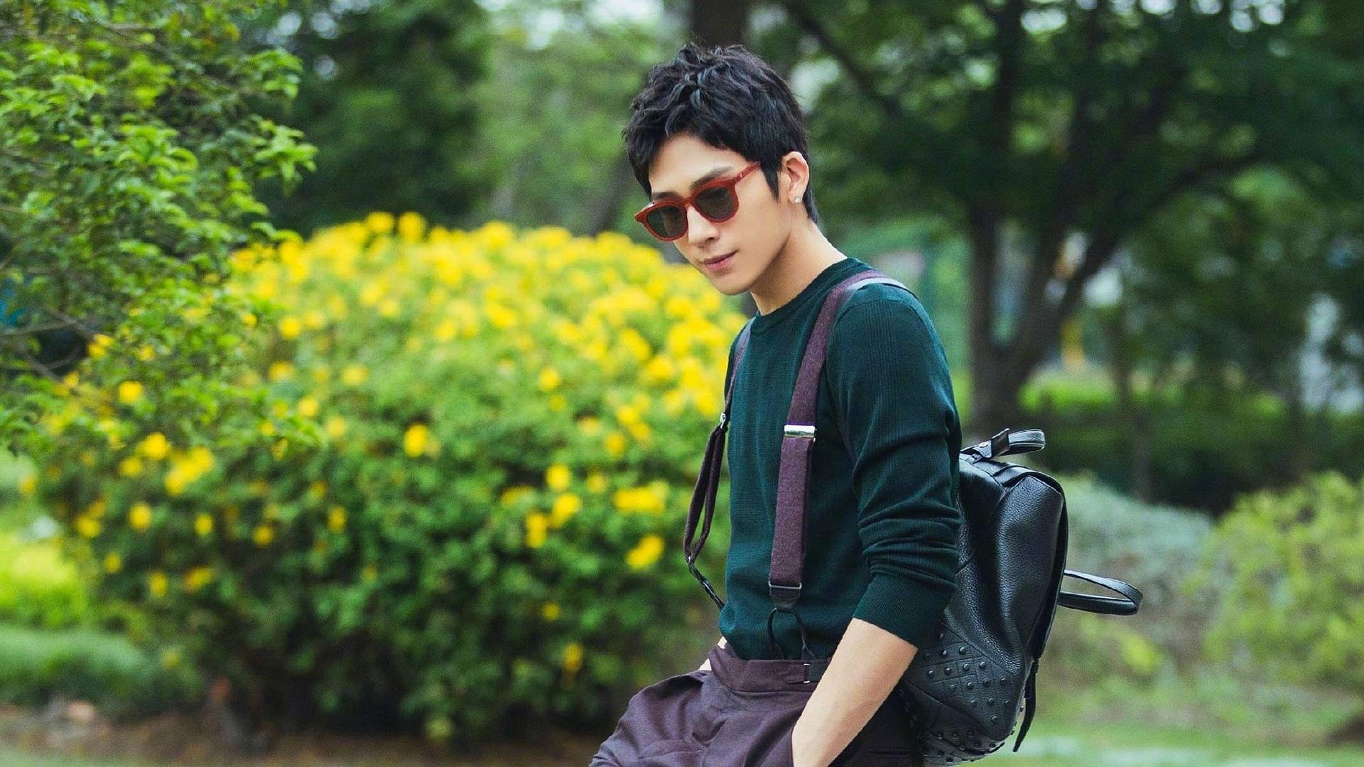 球队计划重塑边路体系，提升转换速度，足球边路进攻的阵型