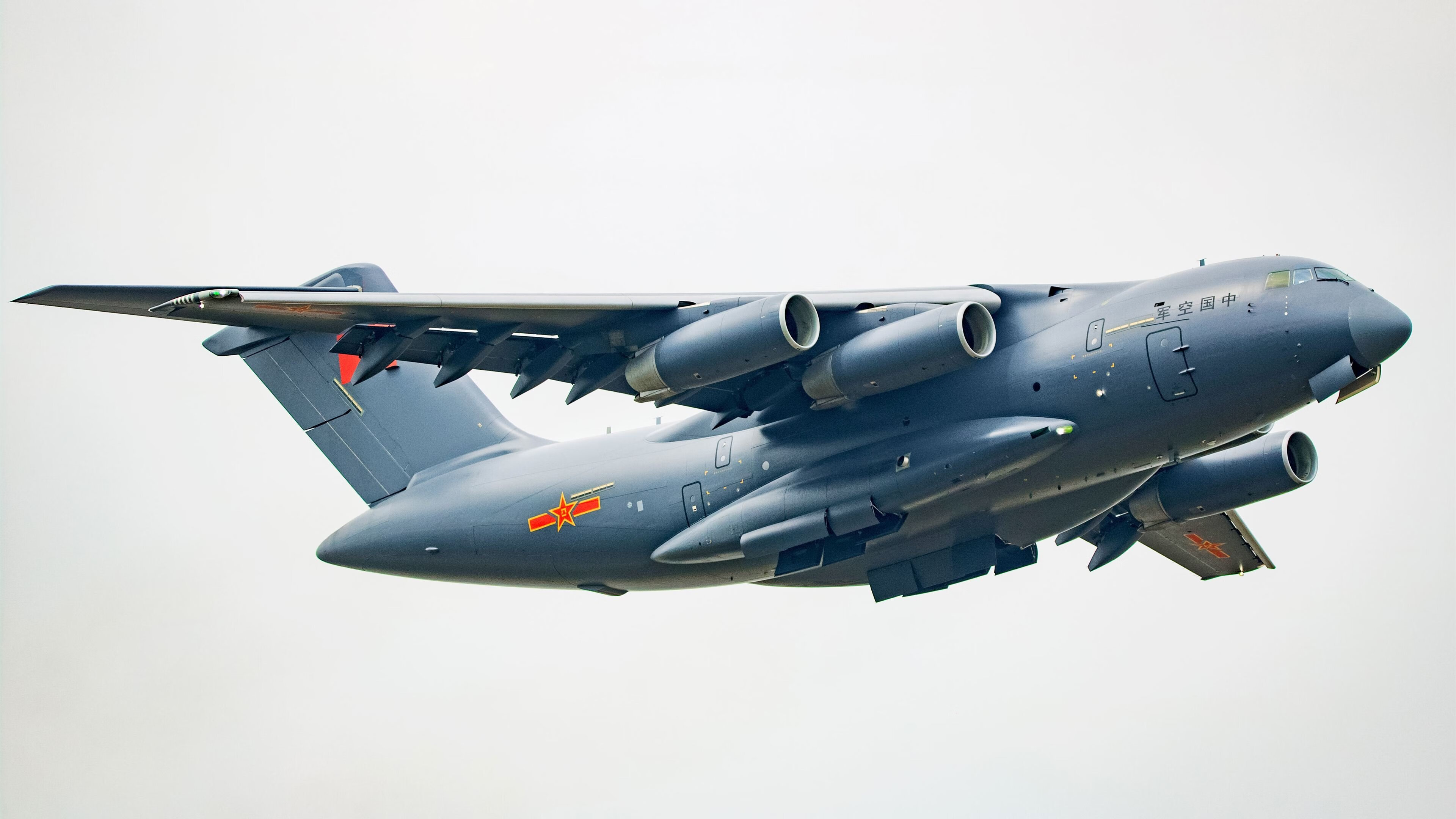 “费尔南多·比亚尔巴:阿根廷美洲狮队不可替代的进攻引擎”